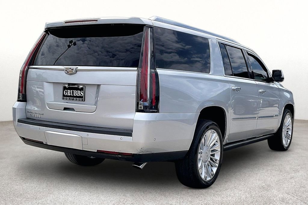 Used 2019 Cadillac Escalade ESV Platinum AWD/4WD image 2