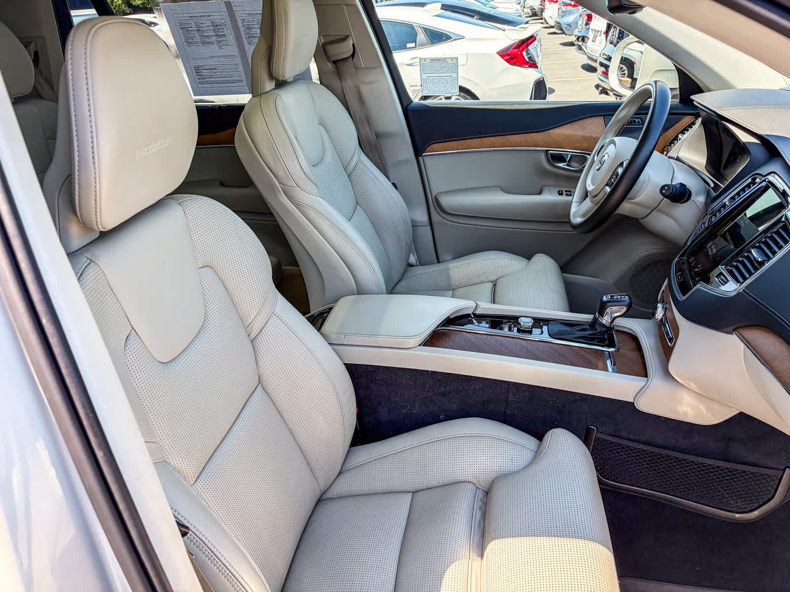 Used 2020 Volvo XC90 T6 Inscription w/ Protection Package Premier AWD/4WD image 15