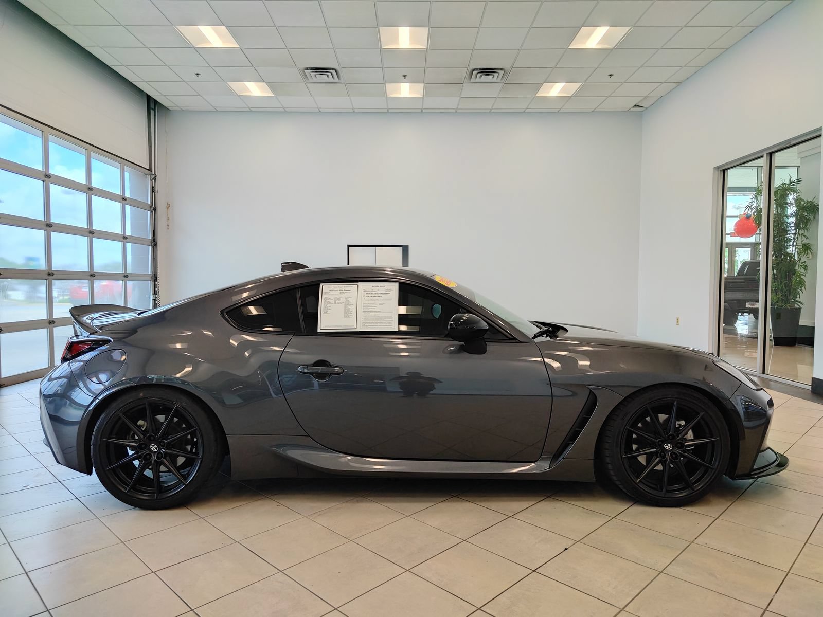Used 2022 Toyota GR86 Premium w/ ALL Weather Mat Package (TMS) RWD image 2