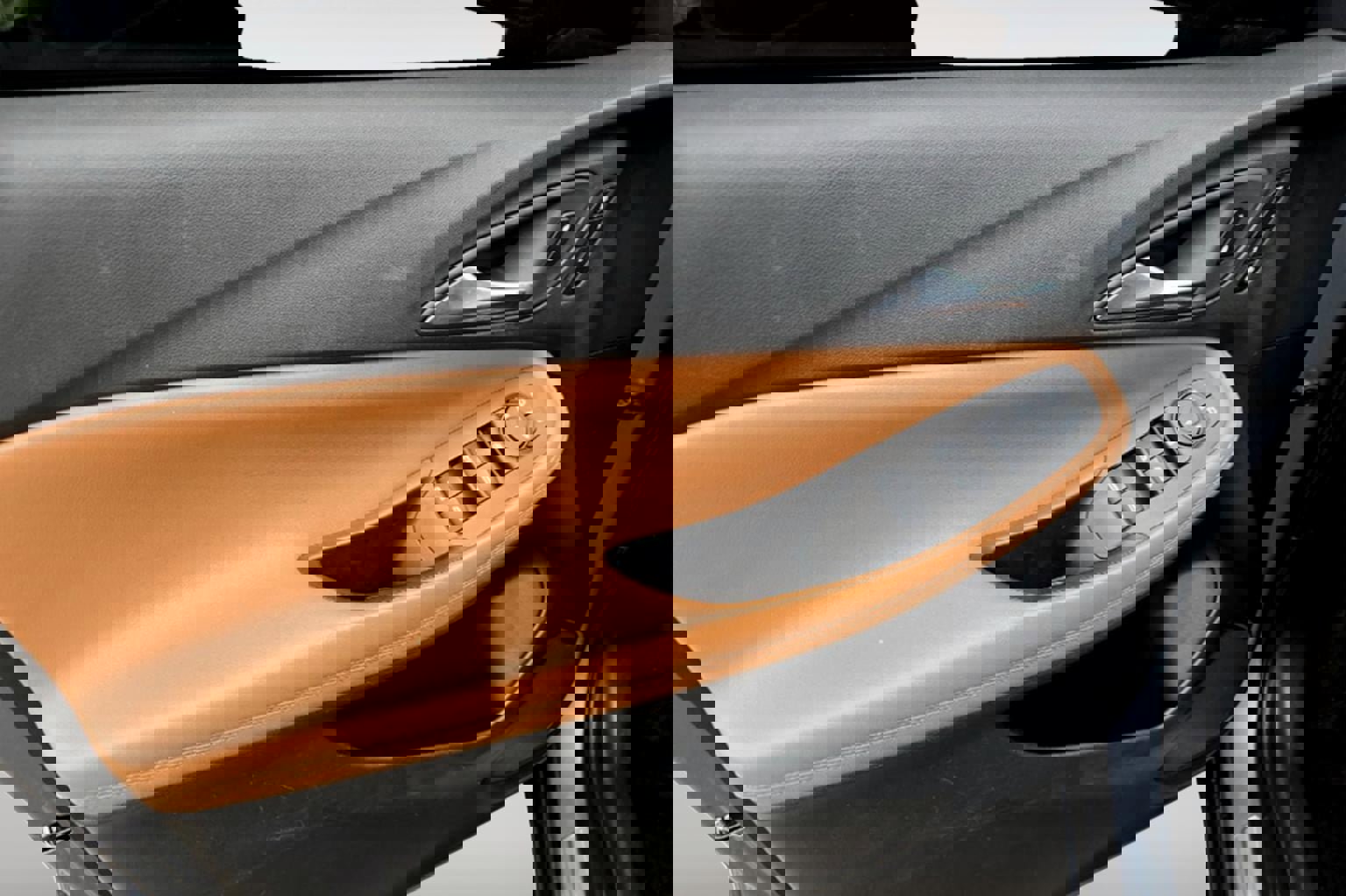 Used 2021 Buick Encore GX Essence w/ Experience Buick Package image 8