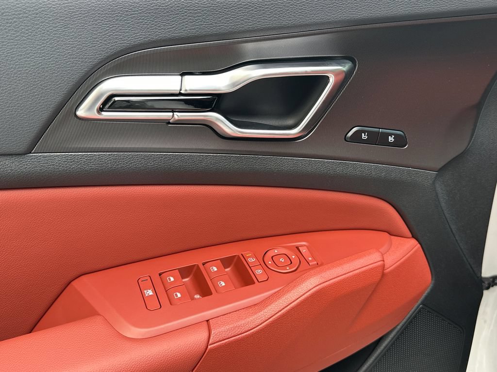 New 2026 Kia Sportage SX FWD image 18