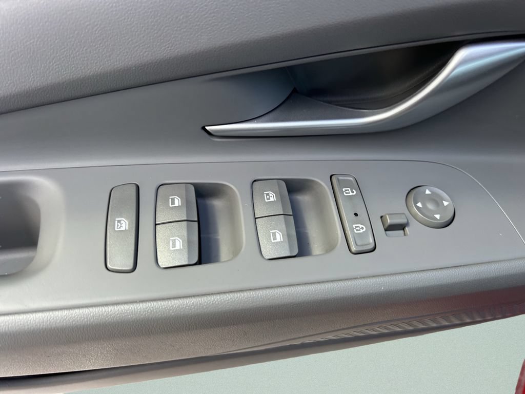 Certified 2023 Hyundai Elantra SEL w/ Preferred Accessory Package FWD image 20