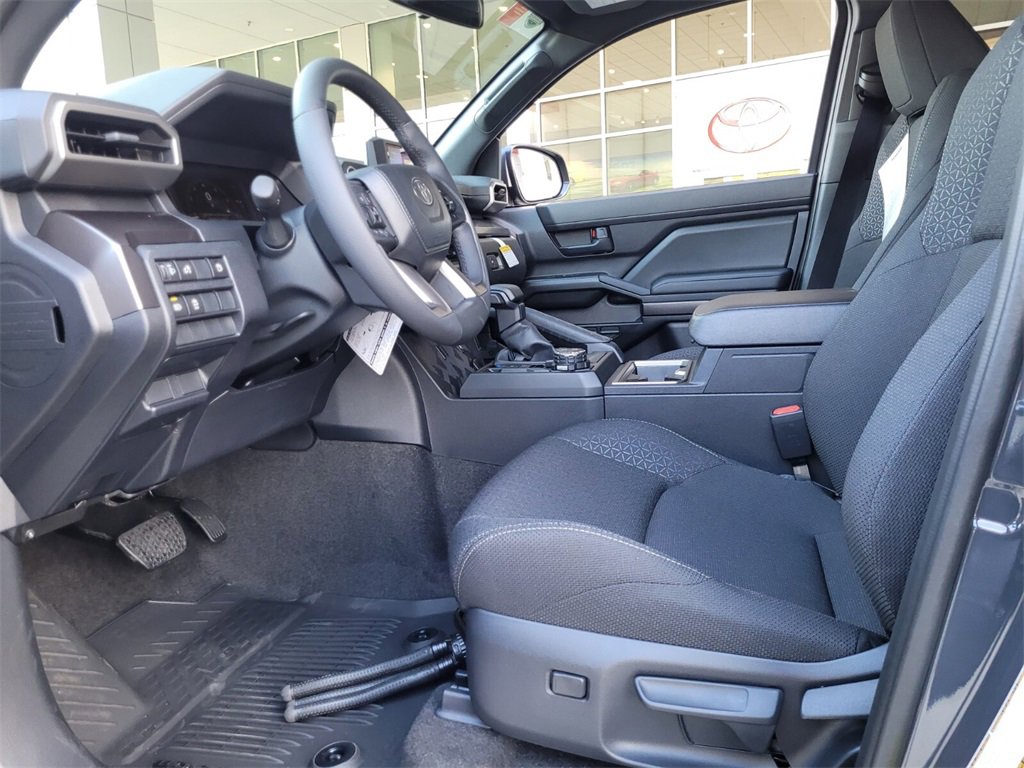 New 2025 Toyota 4Runner SR5 image 5