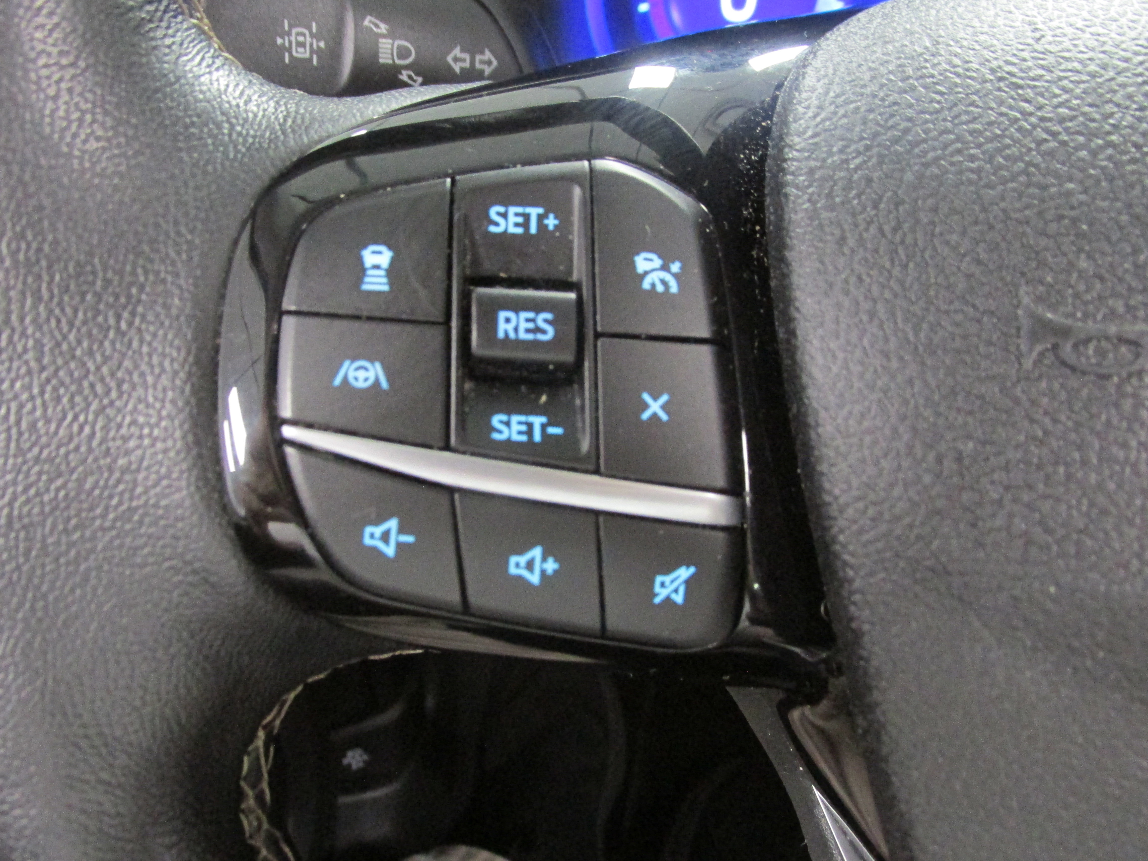 Used 2022 Ford Escape Titanium w/ Titanium Elite Package AWD/4WD image 37