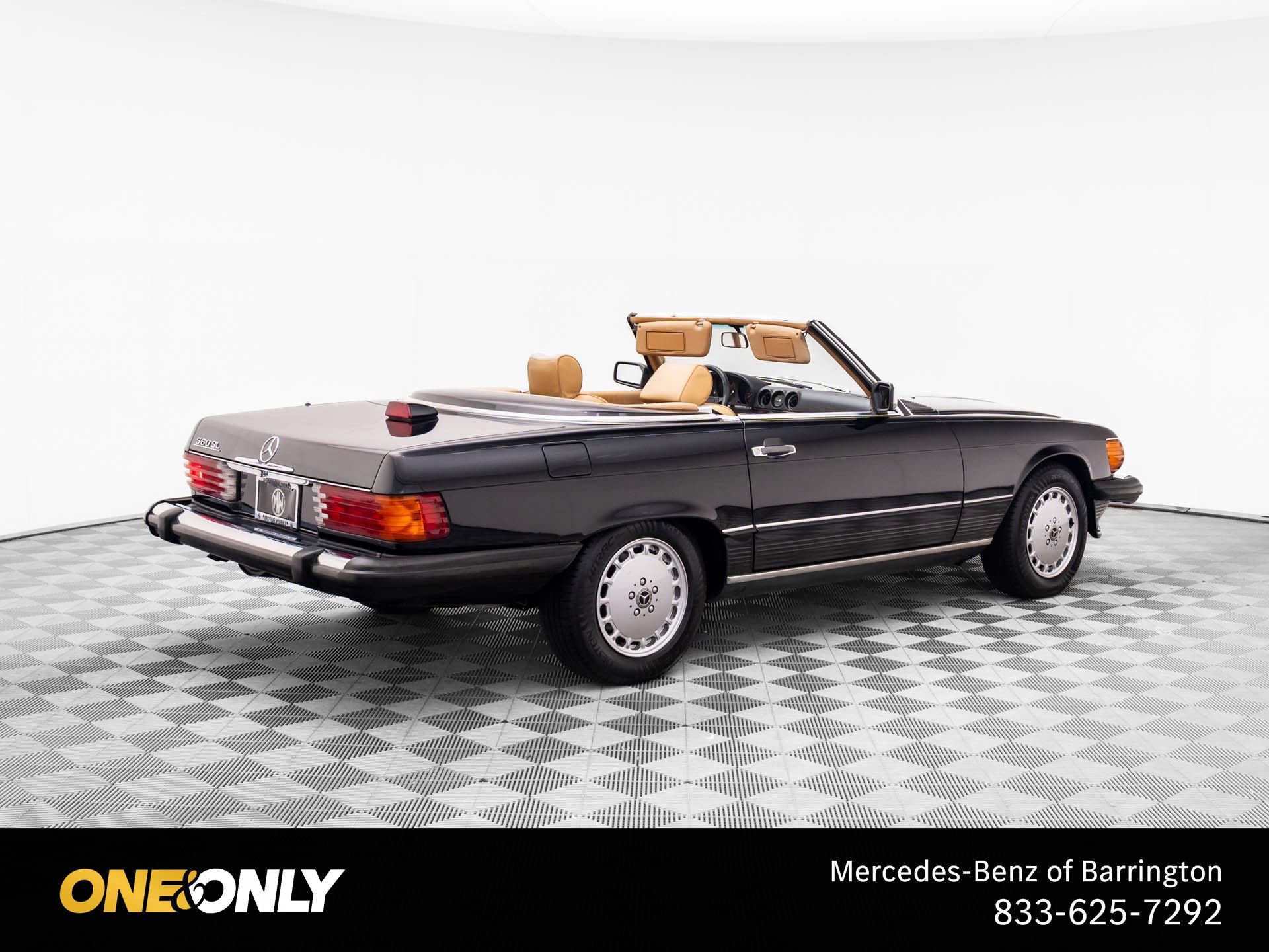 Used 1987 Mercedes-Benz 560 SL image 6