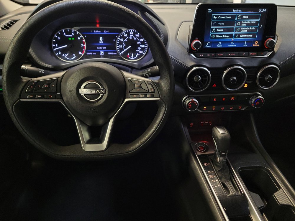 Used 2024 Nissan Sentra SV FWD image 22