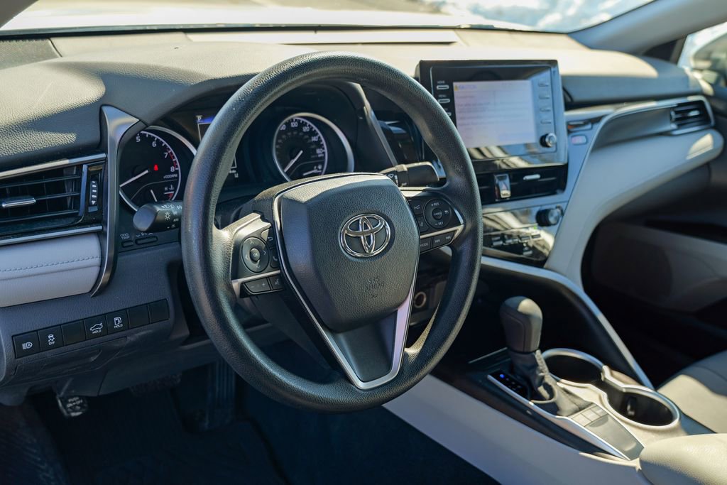 Used 2022 Toyota Camry LE w/ Carpet Mat Package (TMS) FWD image 19