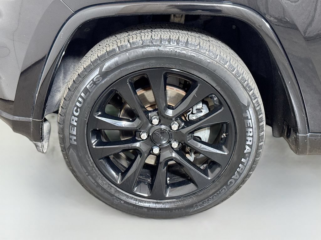 Used 2019 Jeep Grand Cherokee Altitude RWD image 30