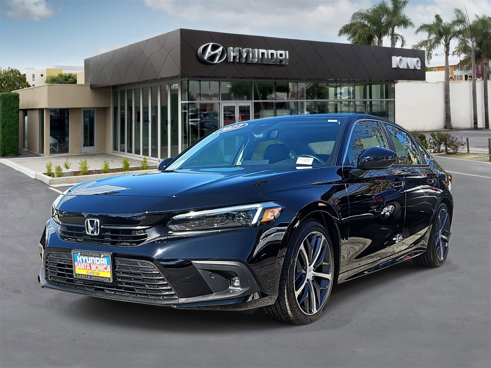 Used 2023 Honda Civic Touring image 7