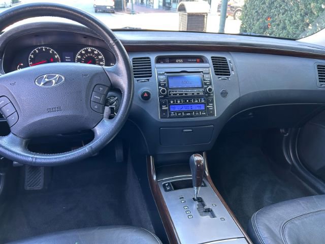 Used 2011 Hyundai Azera GLS w/ Premium Pkg 2 image 11