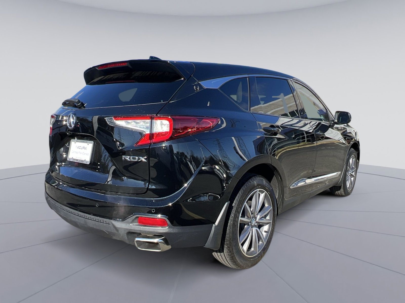 Certified 2023 Acura RDX FWD w/ Technology Package image 9
