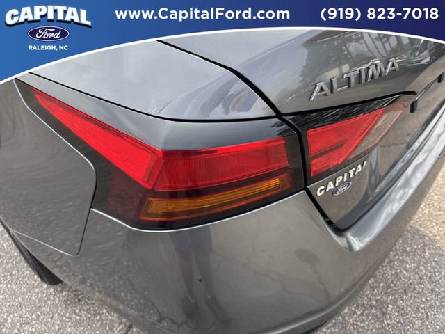 Used 2024 Nissan Altima 2.5 SV FWD image 15