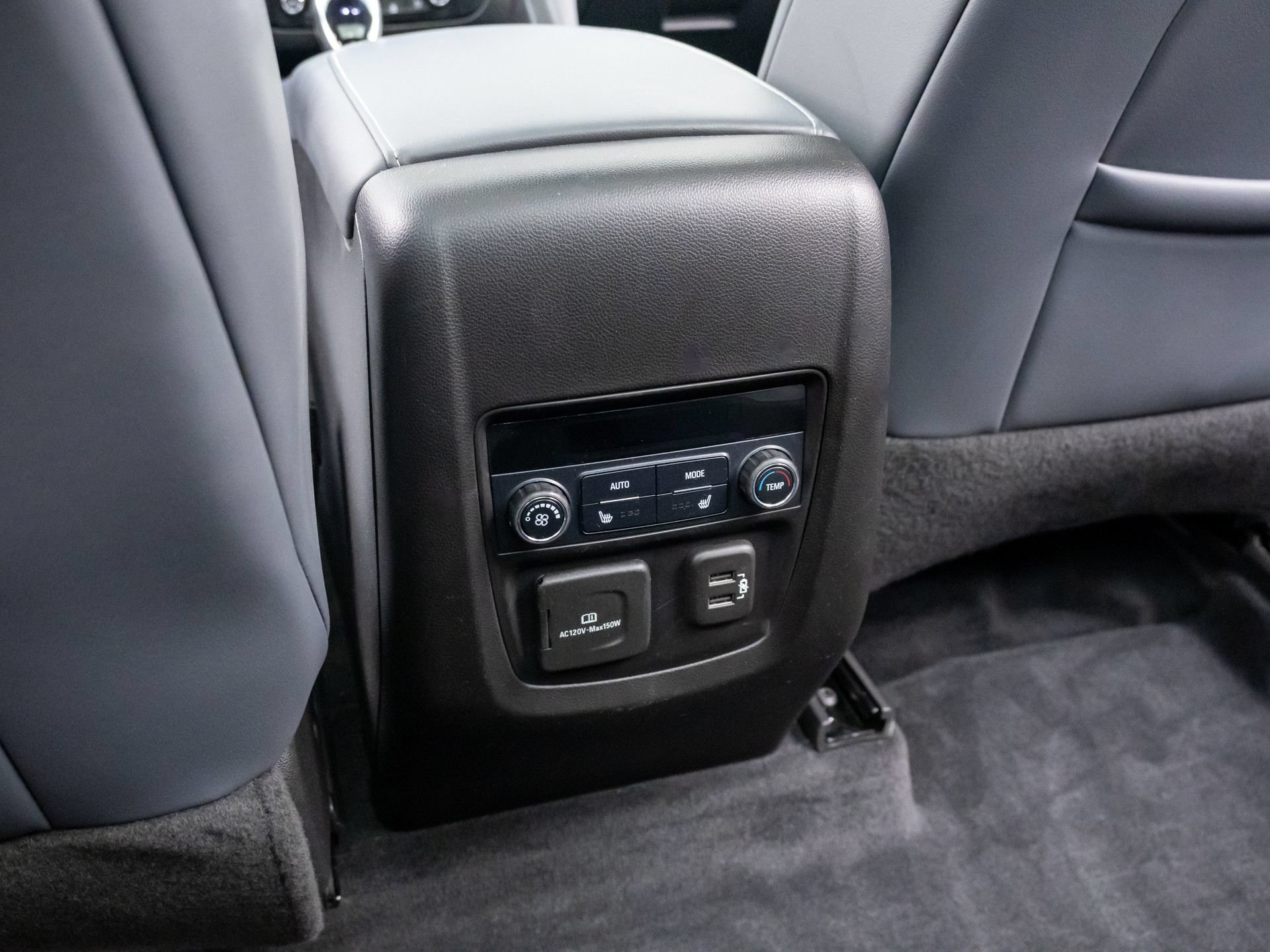 Used 2021 Buick Enclave Premium w/ Sun and Sites Package AWD/4WD image 21