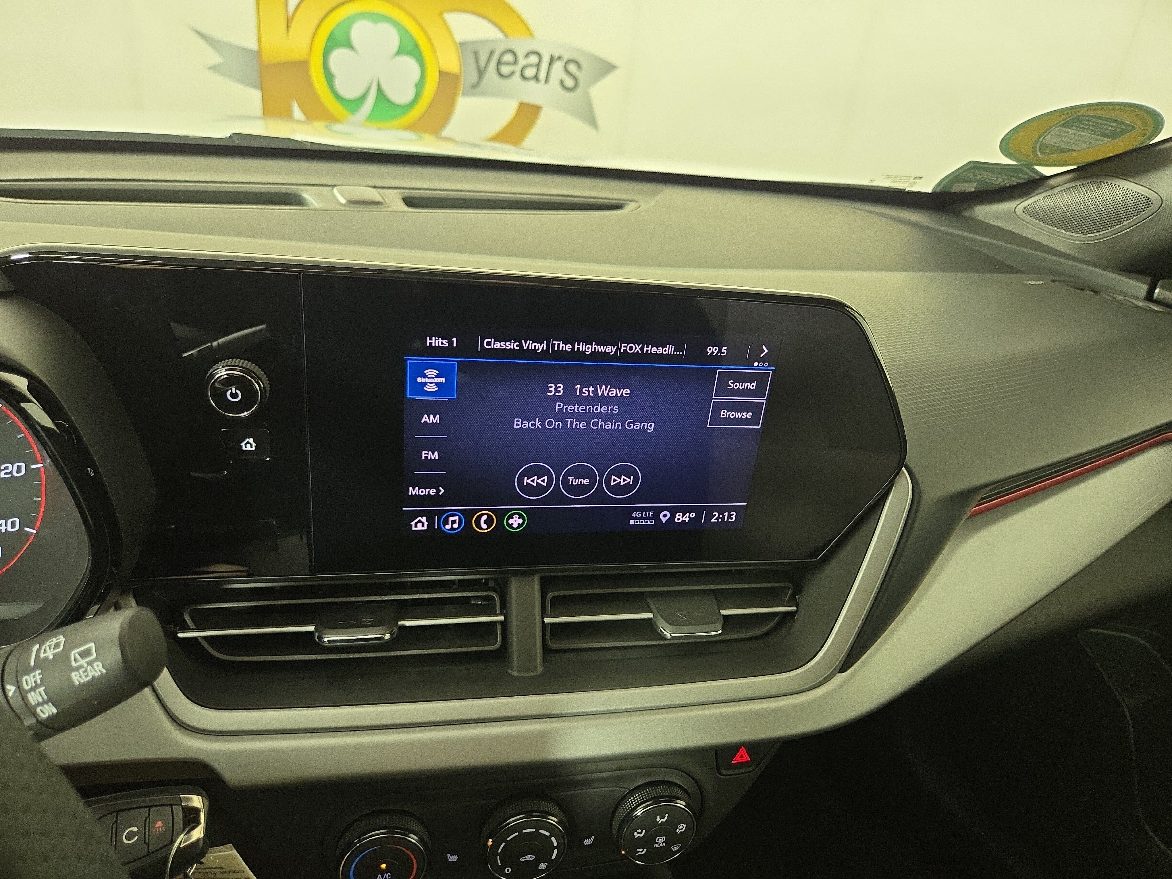 Certified 2024 Chevrolet Trax RS w/ Sunroof Package FWD image 19