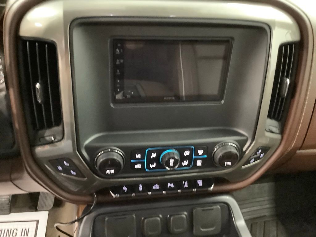 Used 2016 Chevrolet Silverado 2500 High Country w/ Duramax Plus Package image 17