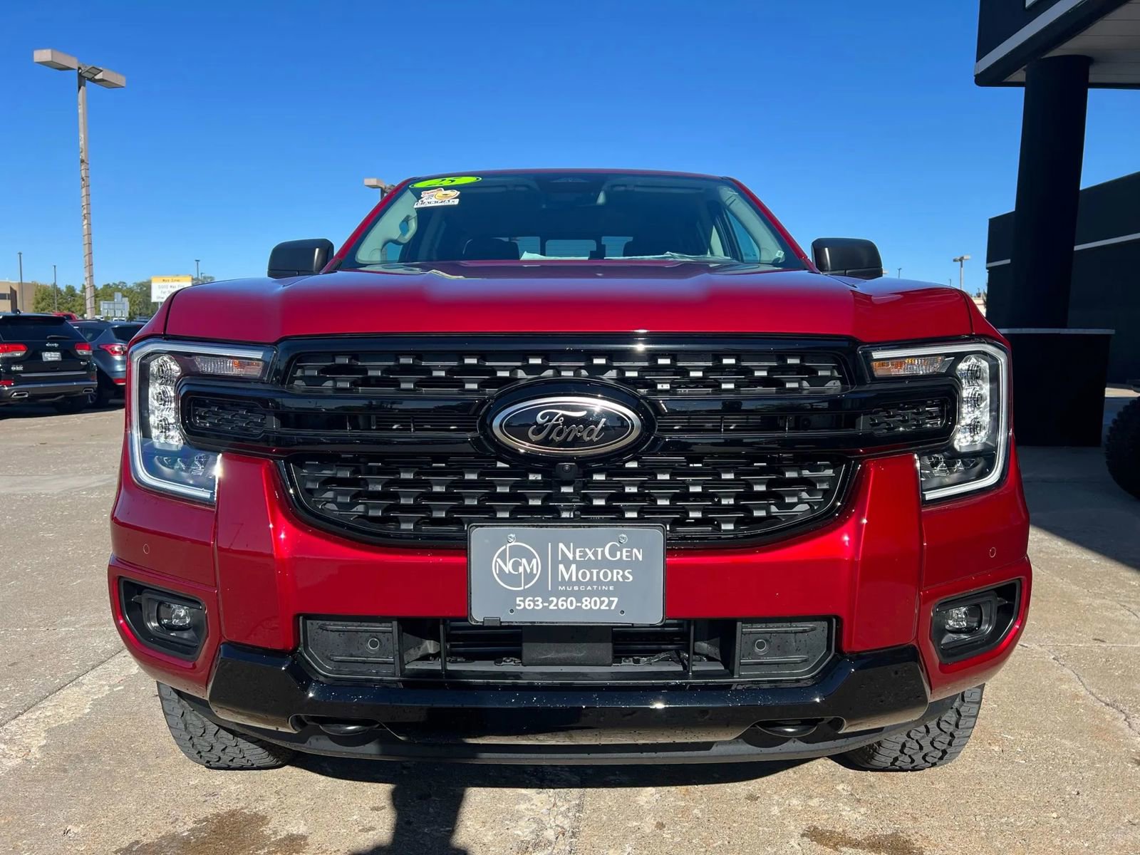 Used 2025 Ford Ranger XLT w/ Technology Package image 3