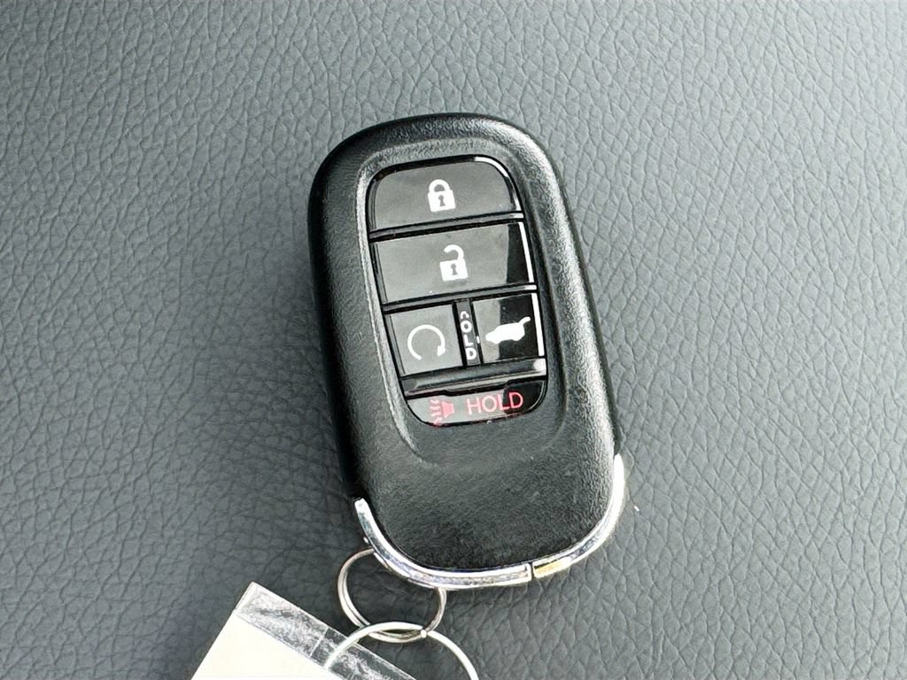 Used 2025 Honda Pilot Black Edition image 34