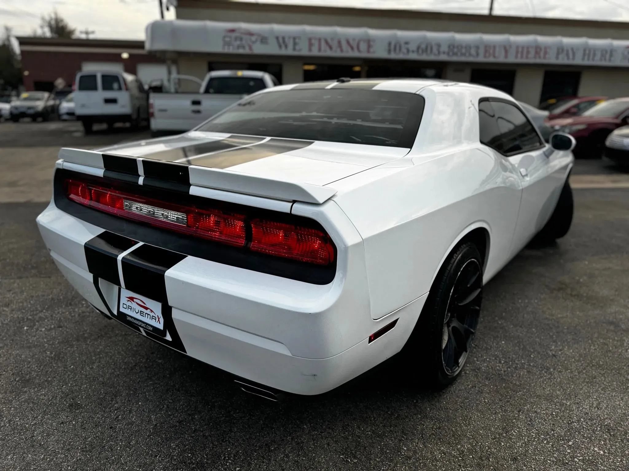 Used 2012 Dodge Challenger SXT Plus RWD image 7