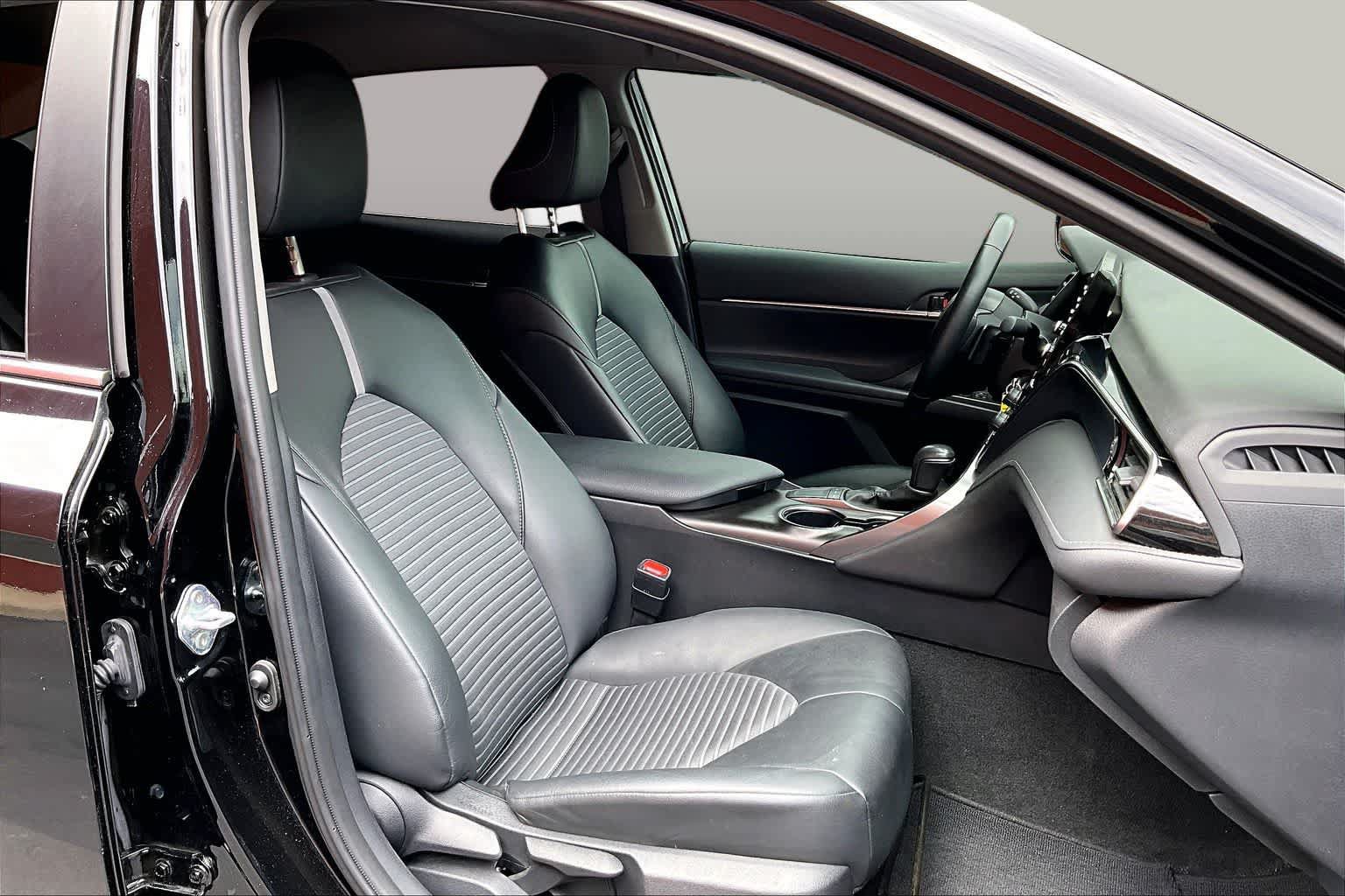 Used 2024 Honda Accord Touring image 8