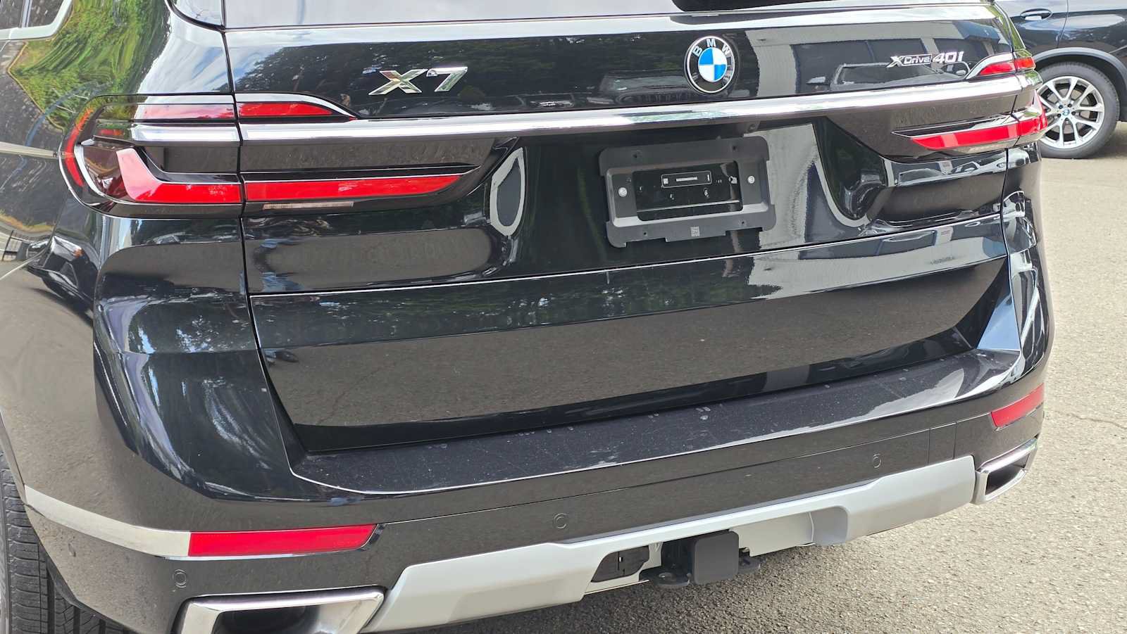 Used 2025 BMW X7 xDrive40i w/ Premium Package AWD/4WD image 13