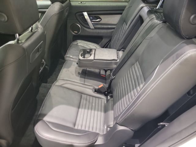 Certified 2025 Land Rover Discovery Sport Dynamic SE image 15