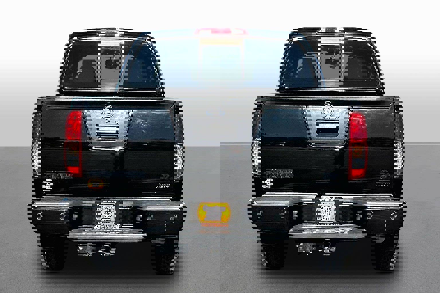 Used 2018 Nissan Frontier SV w/ Value Truck Package image 4