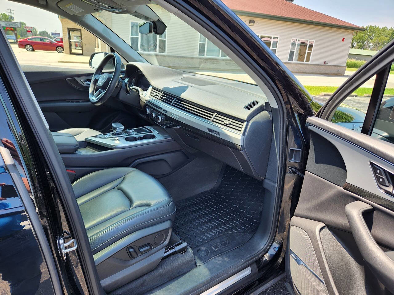 Used 2018 Audi Q7 2.0T Premium Plus image 18