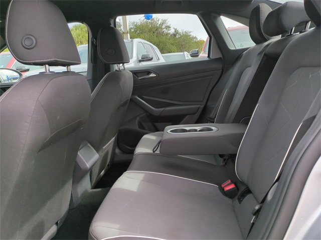 Used 2025 Volkswagen Jetta Sport image 16