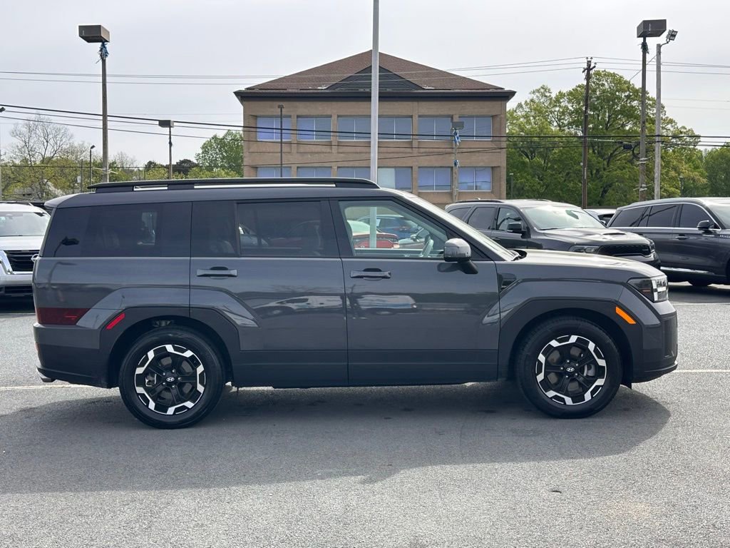 Used 2025 Hyundai Santa Fe SEL image 9