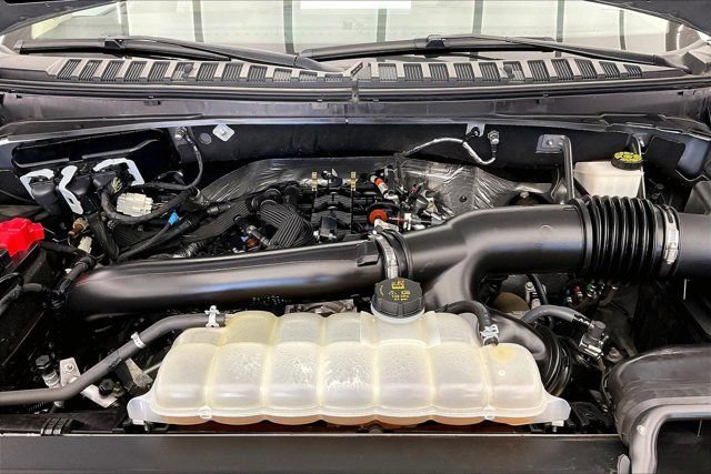 Used 2024 Ford Expedition Max Limited image 9