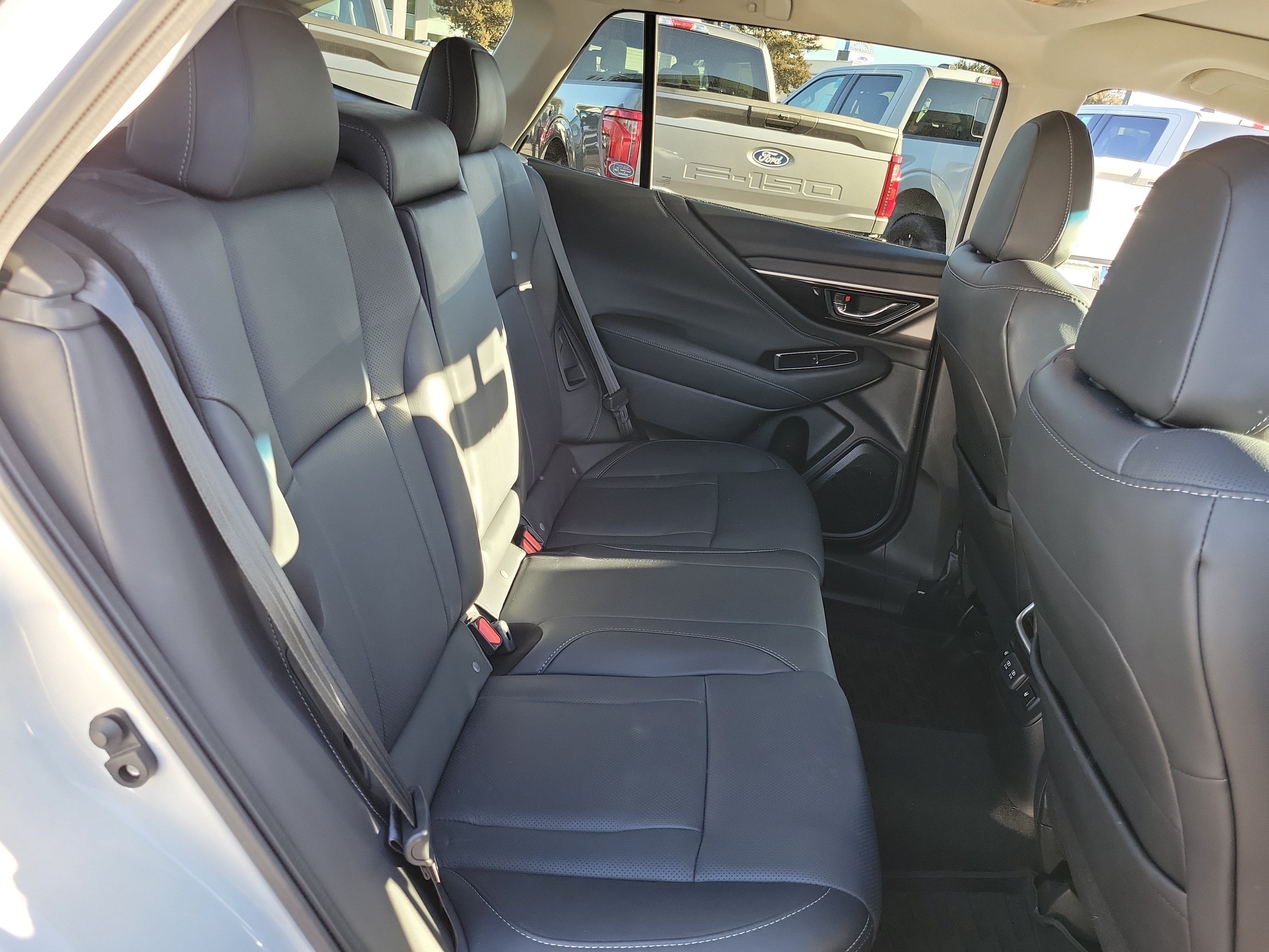 Used 2022 Subaru Outback Limited AWD/4WD image 24