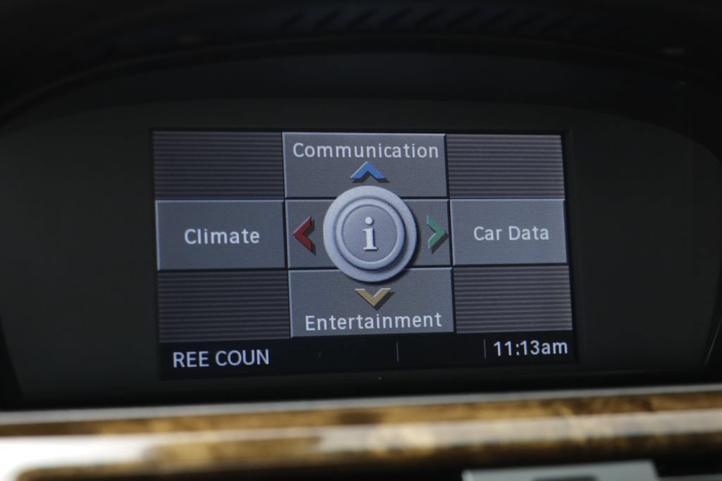 Used 2008 BMW 528xi Sedan AWD/4WD image 9