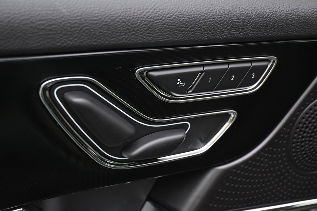 New 2026 Lincoln Corsair Premiere image 14