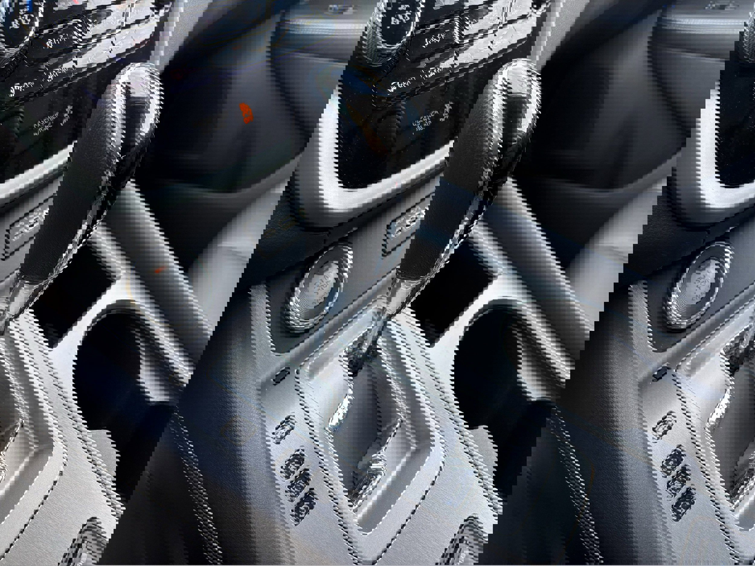 Used 2024 Nissan Murano SV w/ SV Midnight Edition Package FWD image 21