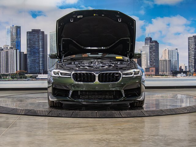 Used 2023 BMW M5 w/ Executive Package image 4