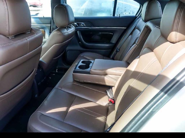 Used 2013 Lincoln MKS FWD image 8