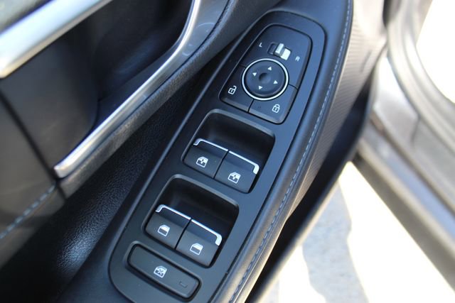 Used 2022 Hyundai Sonata Limited w/ Cargo Package FWD image 9