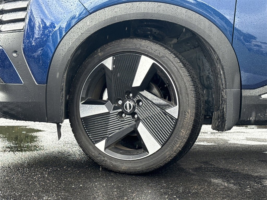 Certified 2025 Nissan Kicks SR image 41
