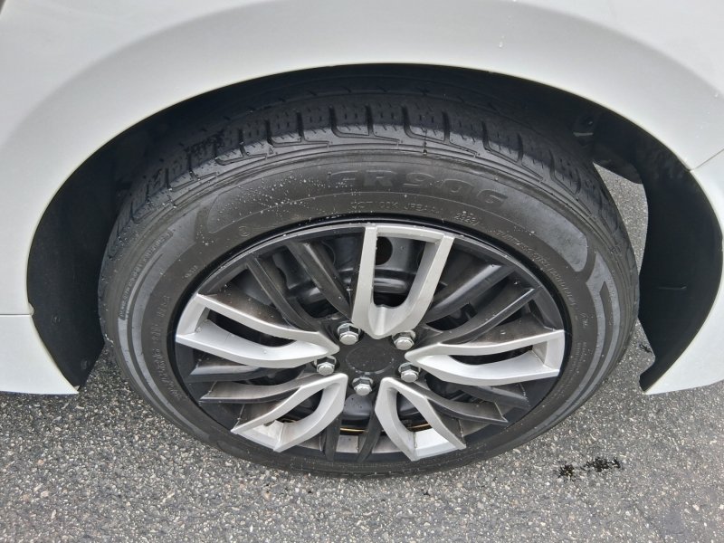 Used 2021 Toyota Corolla LE FWD image 16