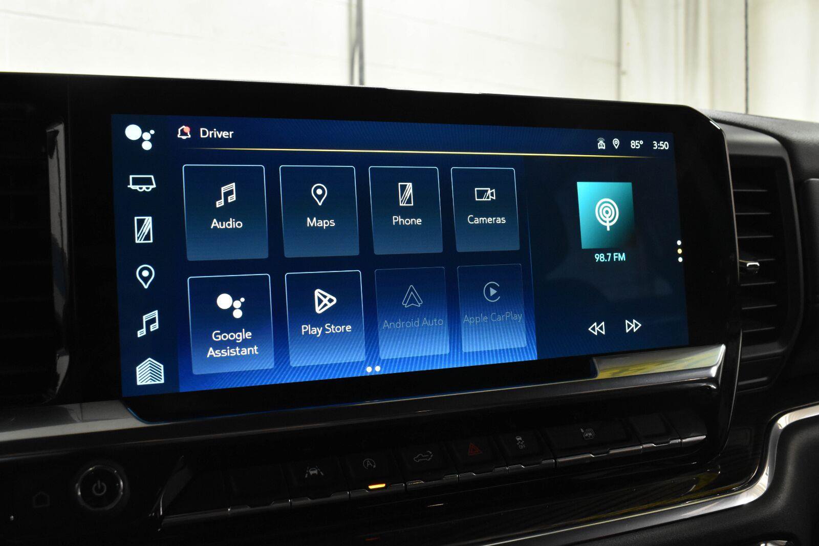 Used 2024 Chevrolet Silverado 1500 LT AWD/4WD image 13