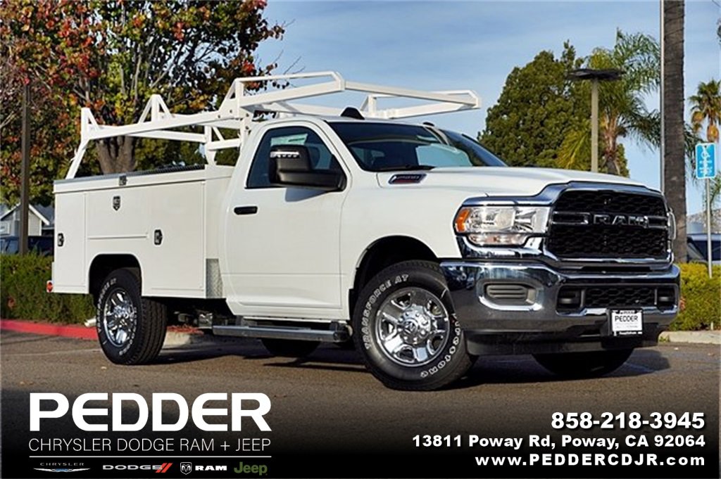 New 2024 RAM 2500 Tradesman w/ Chrome Appearance Group
