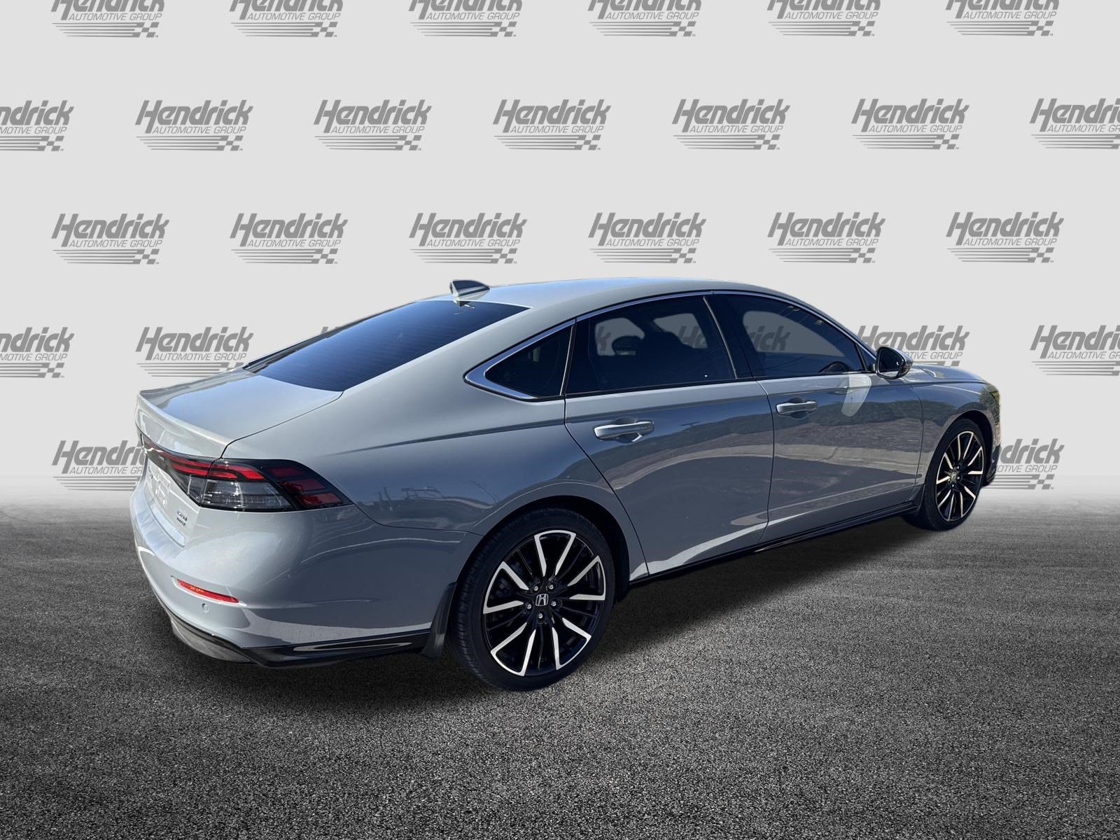 Used 2025 Honda Accord Touring image 10