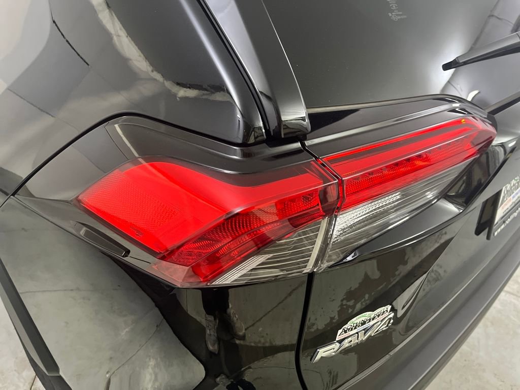Used 2025 Toyota RAV4 LE image 43