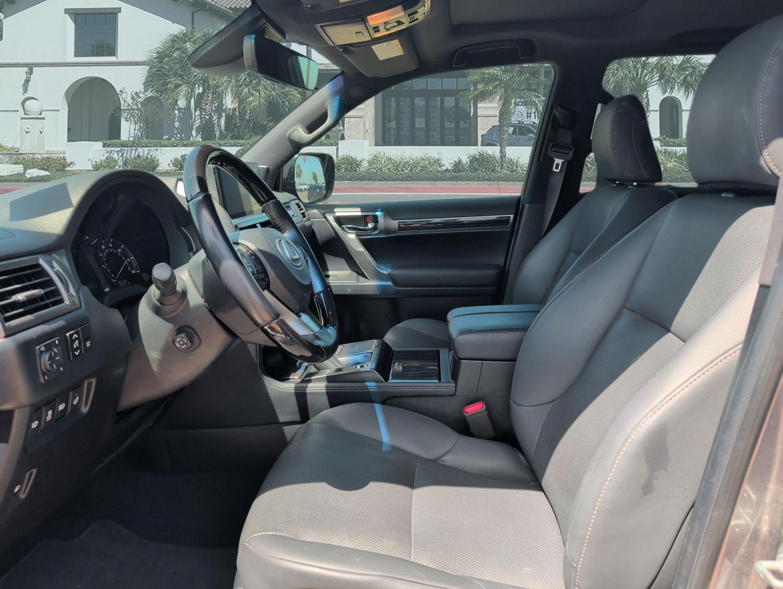 Used 2023 Lexus GX 460 Premium w/ Premium Plus Package AWD/4WD image 11