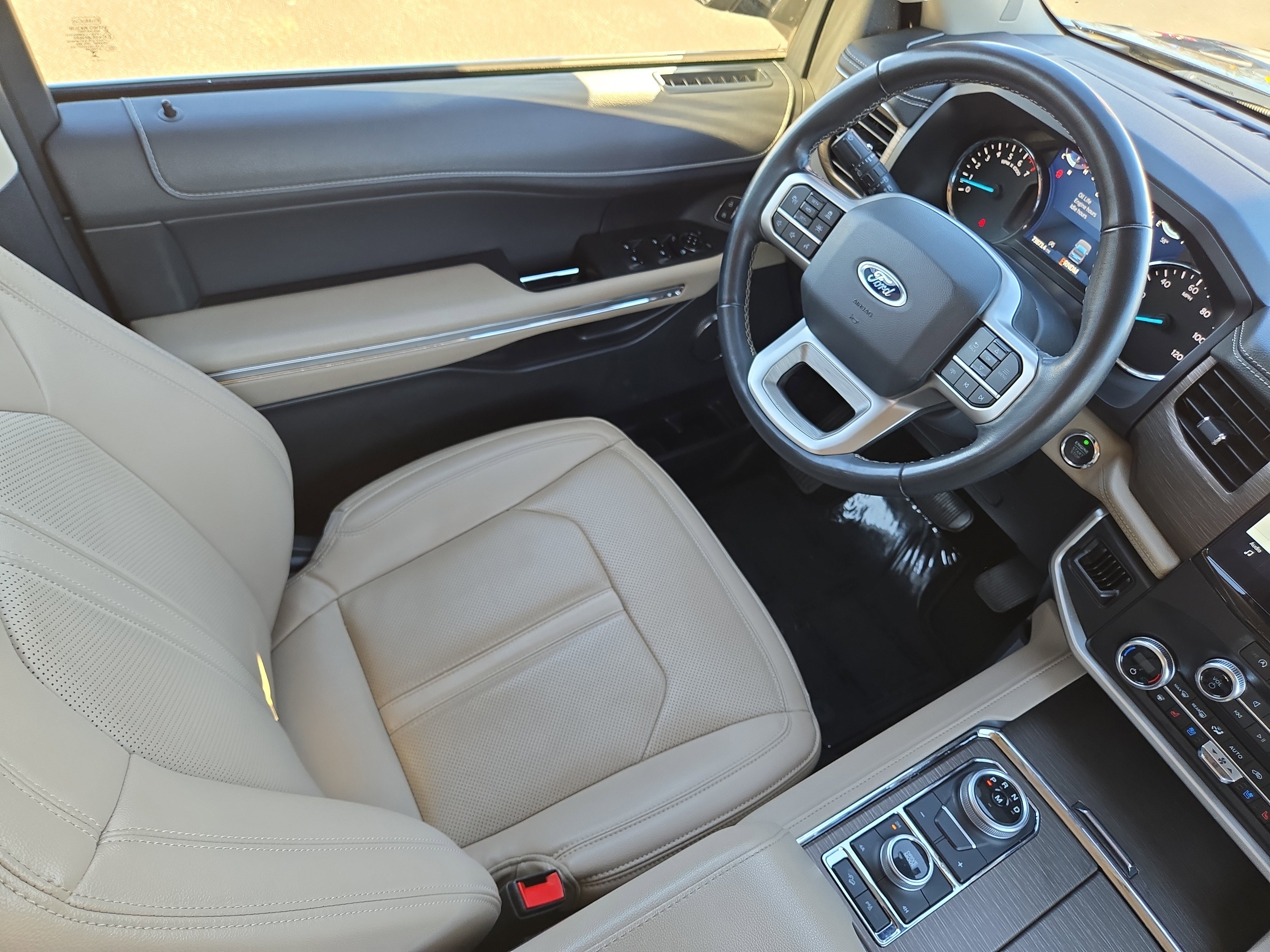 Certified 2024 Ford Expedition Limited image 20