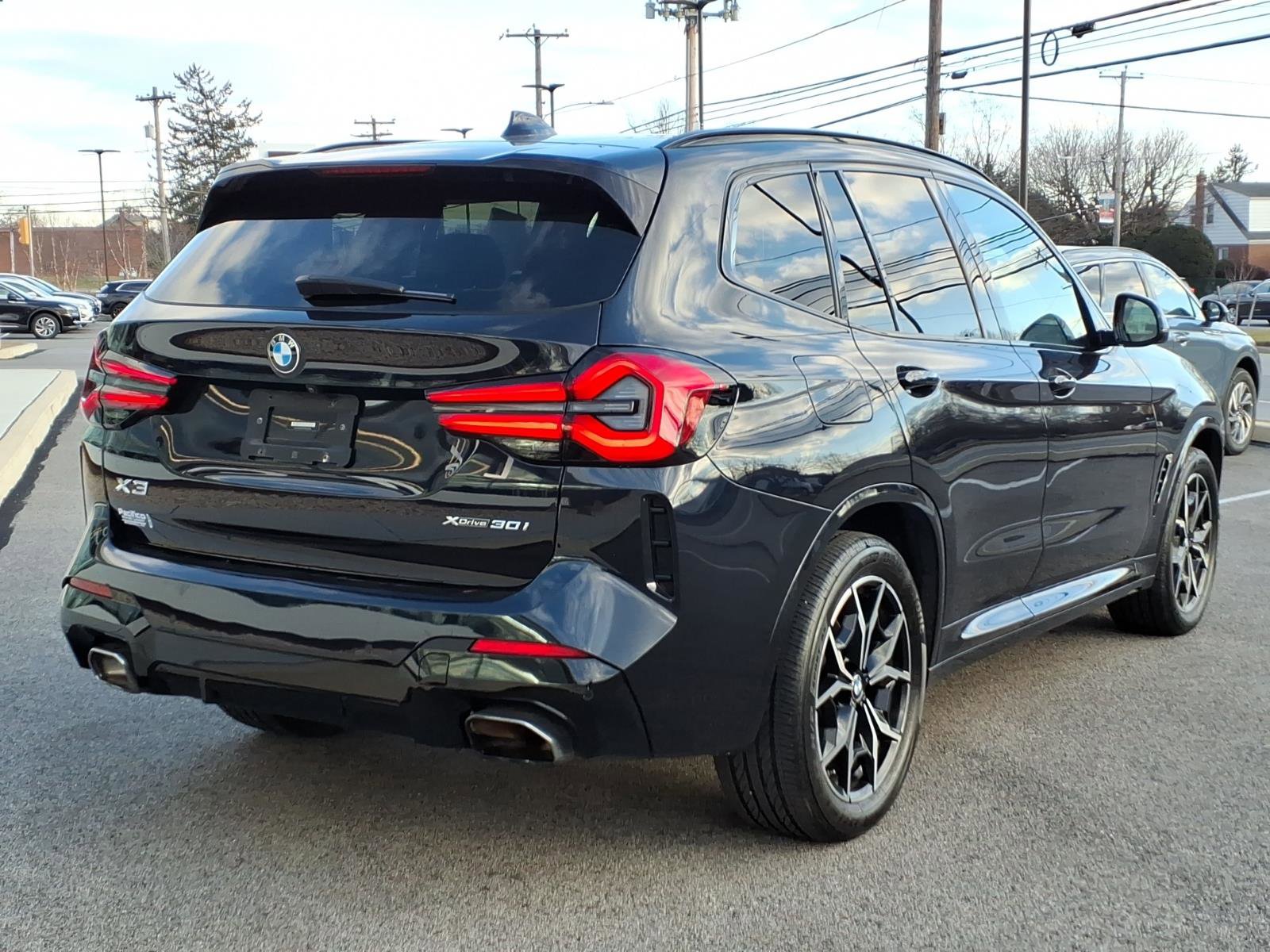 Used 2023 BMW X3 xDrive30i w/ M Sport Package image 4