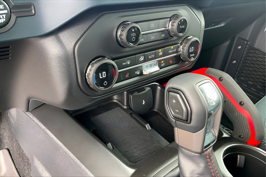 New 2026 Ford Bronco Heritage Edition AWD/4WD image 15