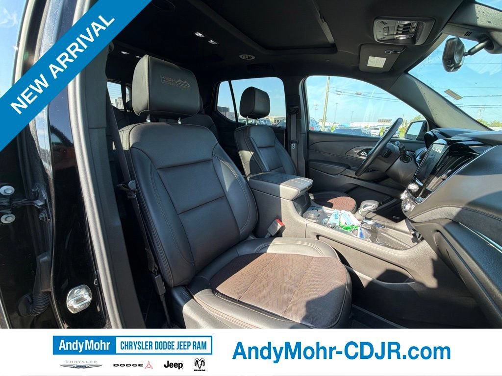 Used 2023 Chevrolet Traverse High Country w/ LPO, Floor Liner Package AWD/4WD image 25