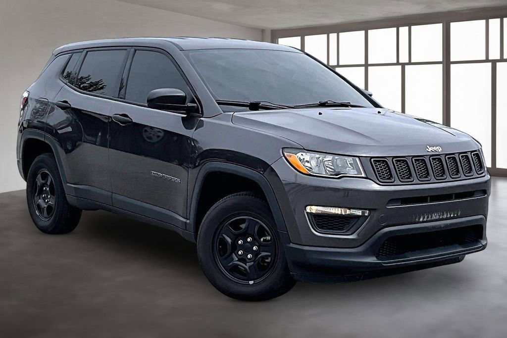 Used 2017 Jeep Compass Sport w/ Tech Group AWD/4WD image 14