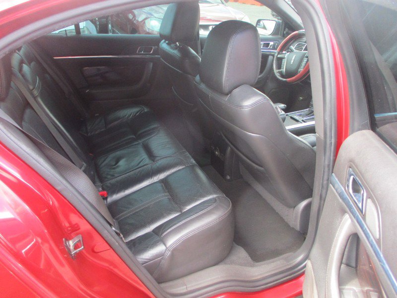 Used 2010 Lincoln MKS AWD image 9